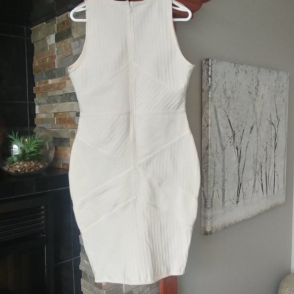 MISSGUIDED premium bandage dress - Picture 2 of 3